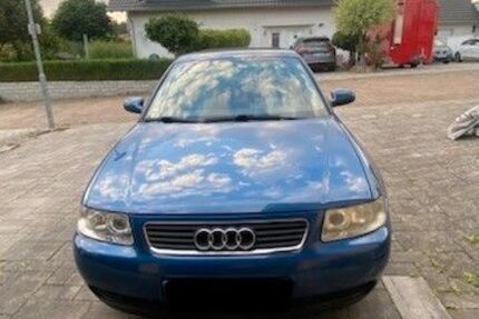 Audi A3 215.900 km 2.499 &euro; Binau 74862