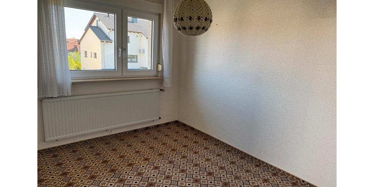 Einfamilienhaus Sinsheim - 9 Zimmer, 184 m&sup2;, 649.000&euro; | Angebot:26897390
