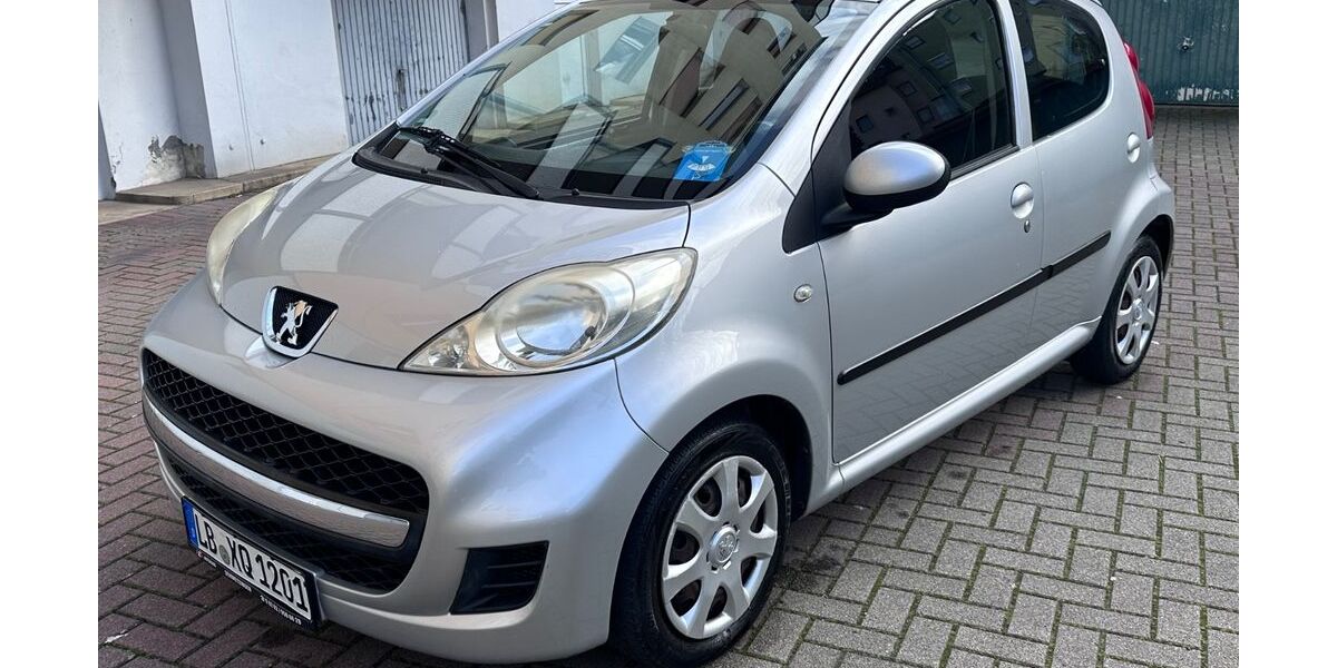 Peugeot 107 159.000 km 2.750 &euro; Ludwigshafen 67061