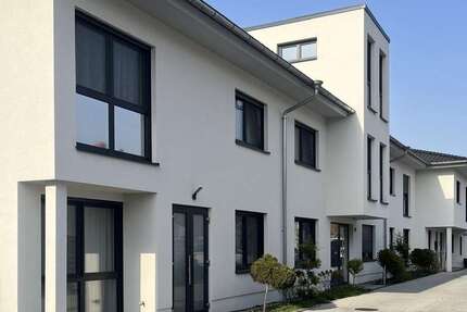 Wohnung Ludwigshafen Ludwigshafen-Oggersheim - 4 Zimmer, 115 m&sup2;, 1.450&euro; | Angebot:25429347