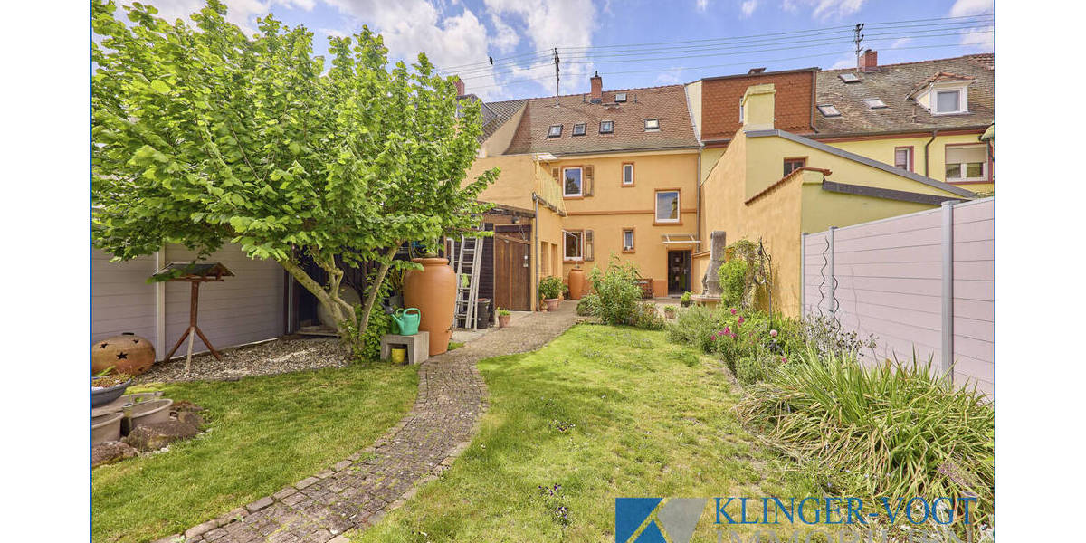 Reihenmittelhaus Ludwigshafen am Rhein Oppau - 5 Zimmer, 138 m&sup2;, 345.000&euro; | Angebot:26704448