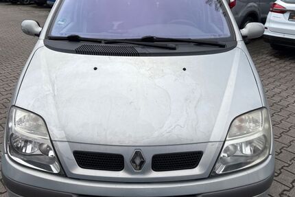 Renault Scenic 128.000 km 2.499 € Speyer 67346