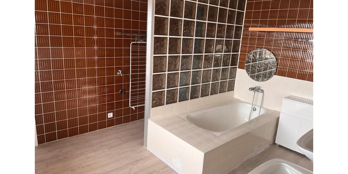 Etagenwohnung Frankenthal (Pfalz) - 3 Zimmer, 126 m&sup2;, 229.000&euro; | Angebot:27077855