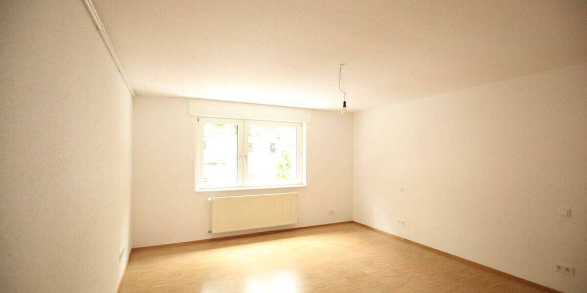 Etagenwohnung Mannheim Oststadt - 3 Zimmer, 81 m&sup2;, 1.250&euro; | Angebot:26817142