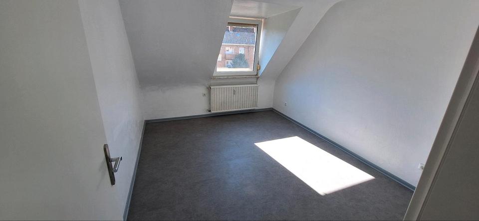 Dachgeschoßwohnung Mannheim Herzogenried - 2 Zimmer, 50 m&sup2;, 920&euro; | Angebot:26223627