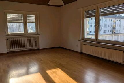 Neu renovierte 4- Zimmer Wohnung 4 zimmer