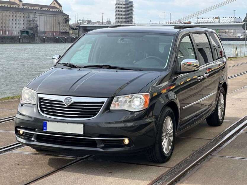 Lancia Voyager 95.000 km 19.777 € Mannheim 68169
