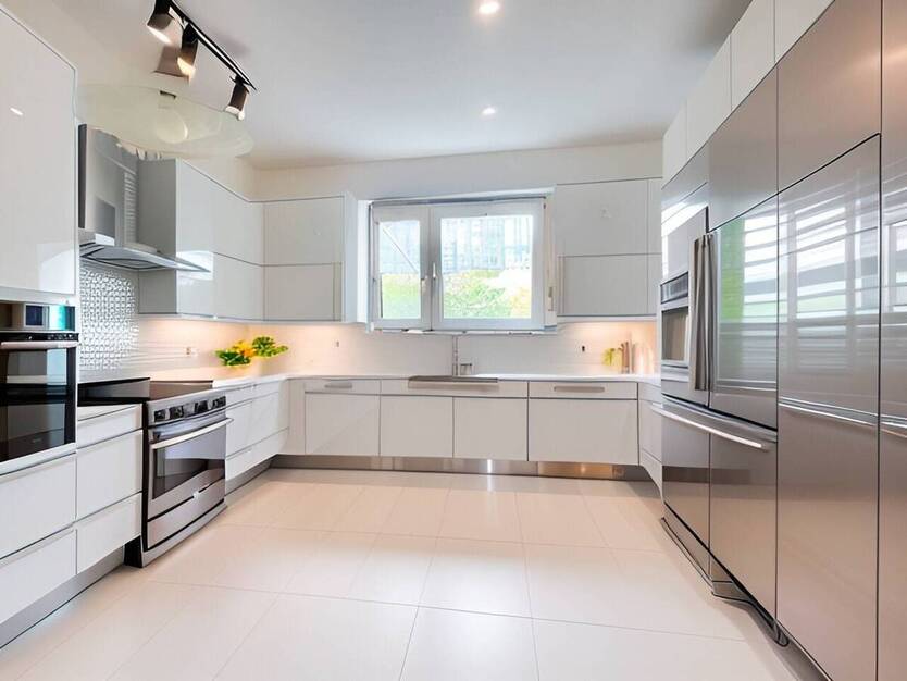 Mannheim-Rheinau Süd: Haus mit viel Grün und Entwicklungschance 4 zimmer