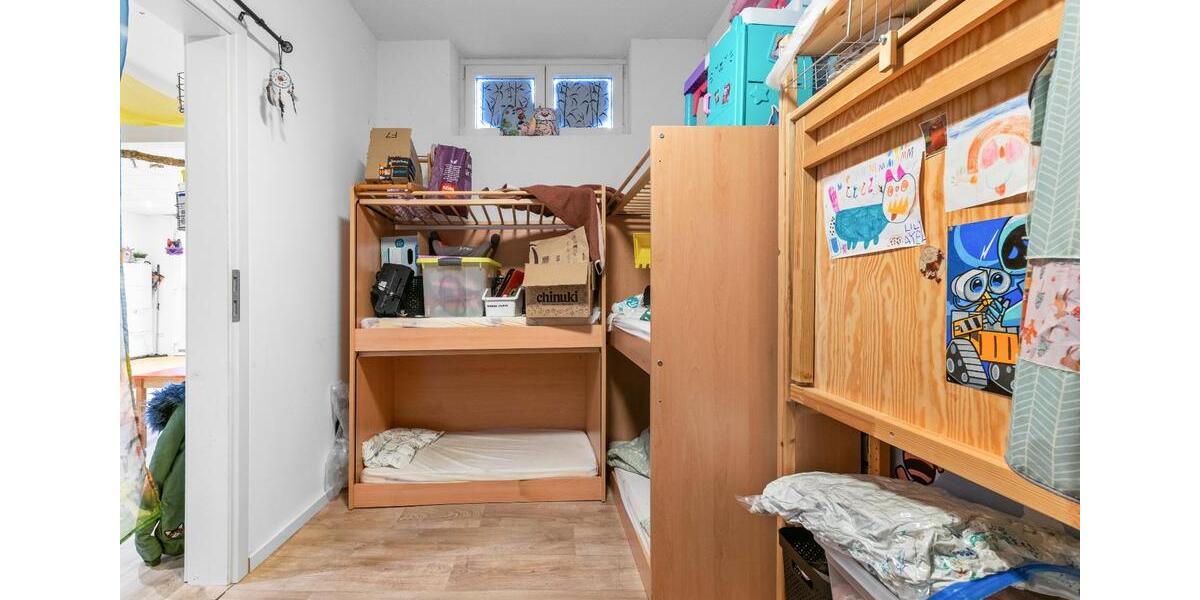 Einfamilienhaus Ludwigshafen am Rhein Rheingönheim - 8 Zimmer, 269 m&sup2;, 399.000&euro; | Angebot:25572222