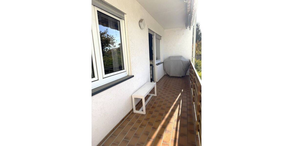 BLICK INS GRÜNE! SOFORTBEZUG! GROßES EINFAMILIENHAUS (REIHE) MIT GARTEN UND GARAGE! 7 zimmer