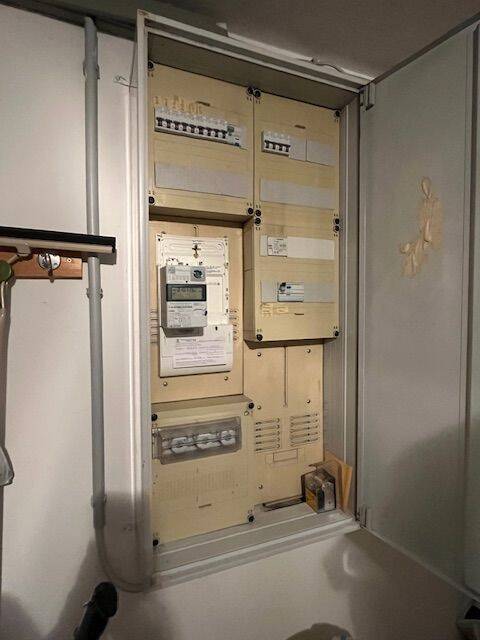 TOP gepflegtes Reihenmittelhaus, voll ausgebaut, 6 Zimmer, Garten, Garage, Stellplatz...