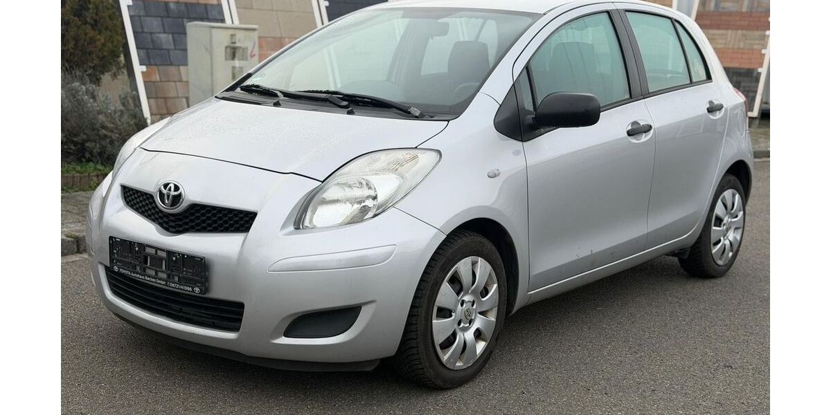 Toyota Yaris 166.000 km 3.450 &euro; Mannheim 68199