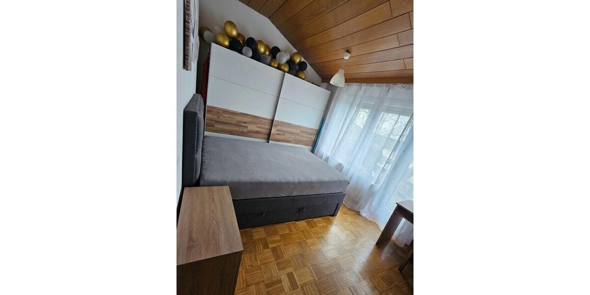 Dachgeschoßwohnung Ludwigshafen am Rhein Rheingönheim - 3.5 Zimmer, 80 m&sup2;, 860&euro; | Angebot:26321158