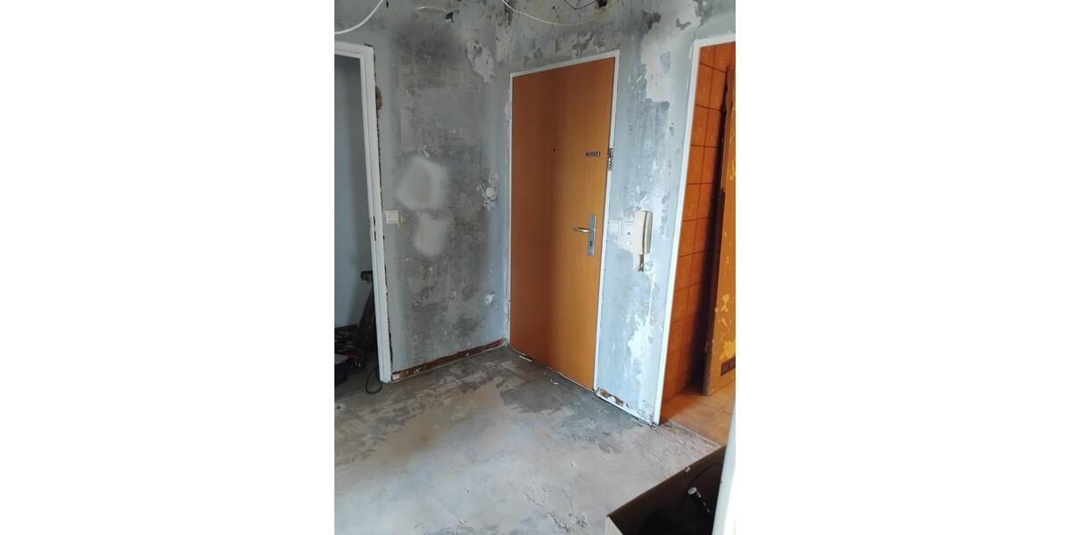 Dachgeschoßwohnung Ludwigshafen am Rhein Edigheim - 2.5 Zimmer, 63 m&sup2;, 88.500&euro; | Angebot:24803184