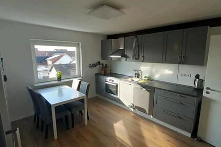 Moderne 2 12 Zimmer DG Wohnung in Wiesental