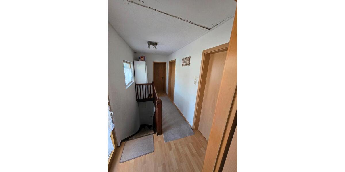 Einfamilienhaus Östringen - 5 Zimmer, 125 m&sup2;, 1.230&euro; | Angebot:26070725