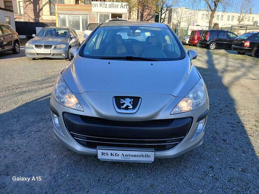 Peugeot 207 128.000 km 3.200 € Eppingen 75031