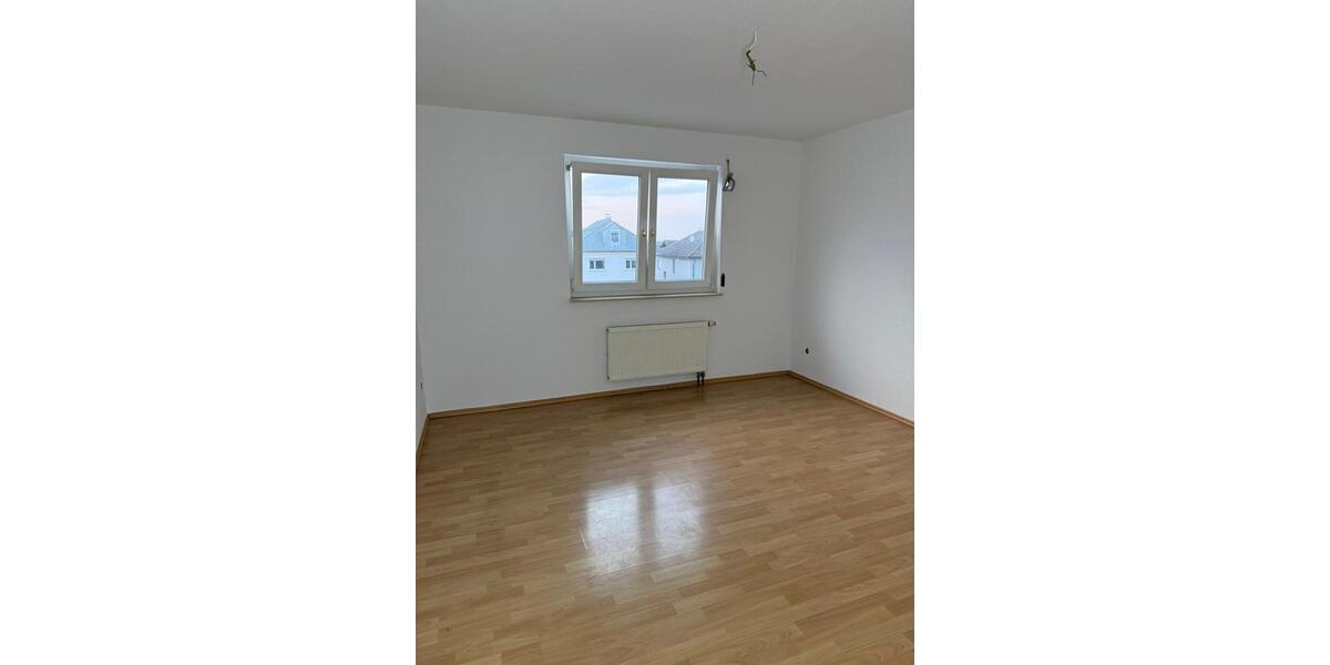 Etagenwohnung Bad Schönborn - 2 Zimmer, 45 m&sup2;, 550&euro; | Angebot:25444738