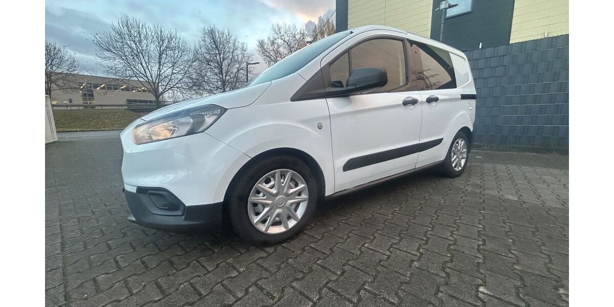 Ford Transit 153.000 km 7.499 € Mannheim 68199