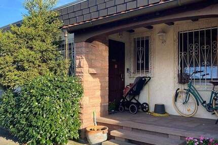 Haus Ludwigshafen am Rhein Pfingstweide - 8 Zimmer, 259 m&sup2;, 439.000&euro; | Angebot:24158041