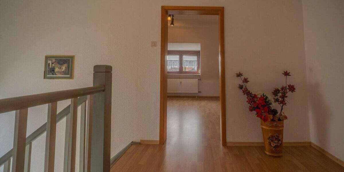 Doppelhaushälfte Ilvesheim - 7 Zimmer, 172 m&sup2;, 540.000&euro; | Angebot:25669380