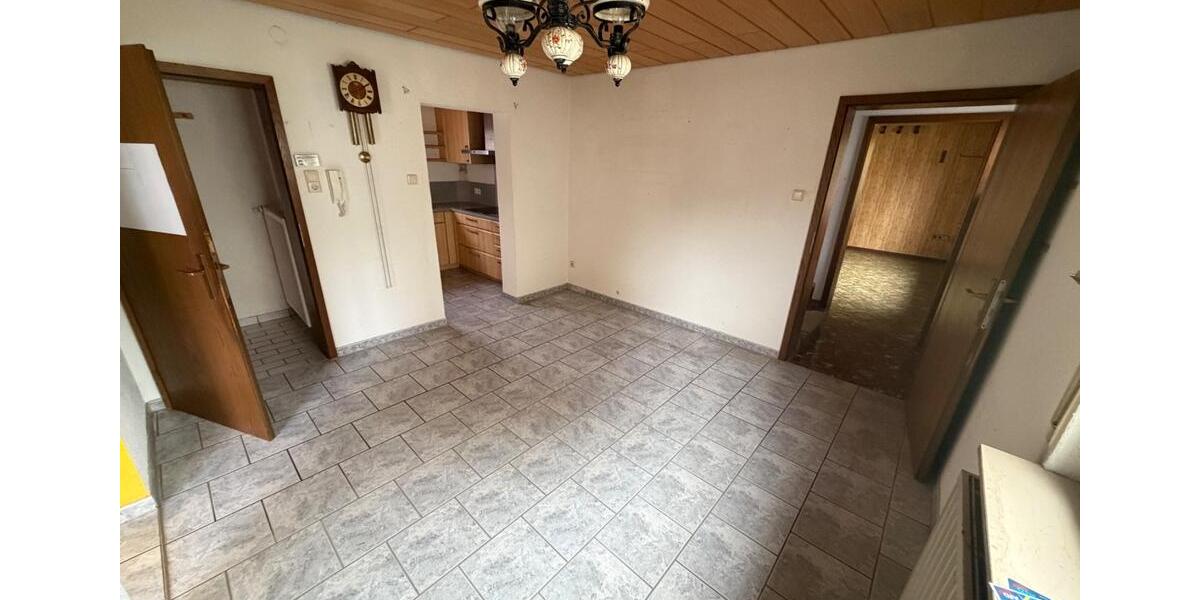 Mehrfamilienhaus, Wohnhaus Sinsheim - 8 Zimmer, 166 m&sup2;, 350.000&euro; | Angebot:27146210