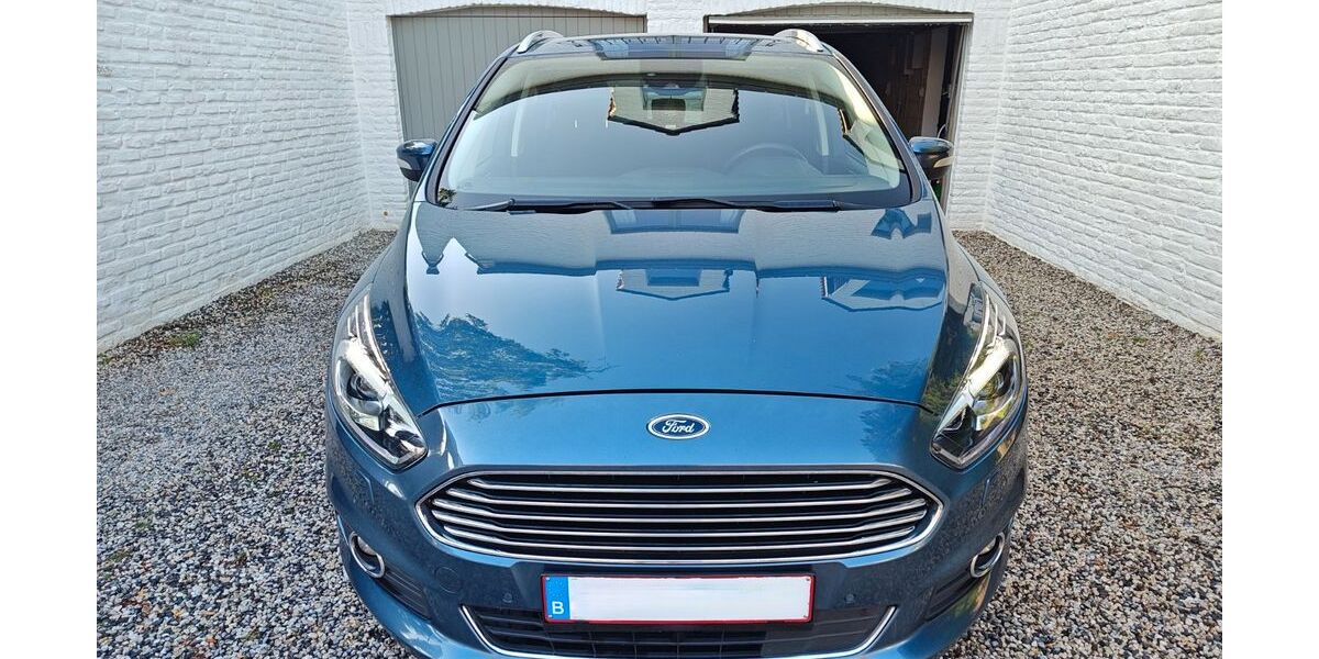 Ford S-Max 137.500 km 17.000 &euro; Ludwigshafen 67063