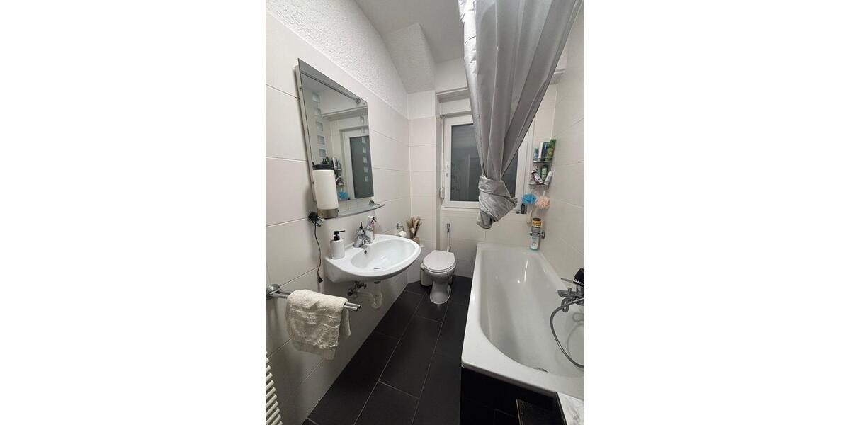 Etagenwohnung Ludwigshafen am Rhein Ludwigshafen-Oggersheim - 1 Zimmer, 60 m&sup2;, 850&euro; | Angebot:26341525