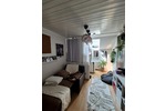 Helle 4,5 Zimmer Dachgeschoßwohnung mit großem Grundstücksanteil und Carport in Südhessen