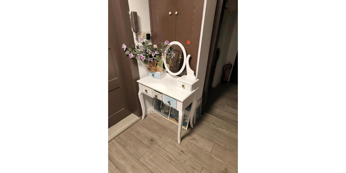 Etagenwohnung Dossenheim - 1 Zimmer, 10 m&sup2;, 530&euro; | Angebot:26406606