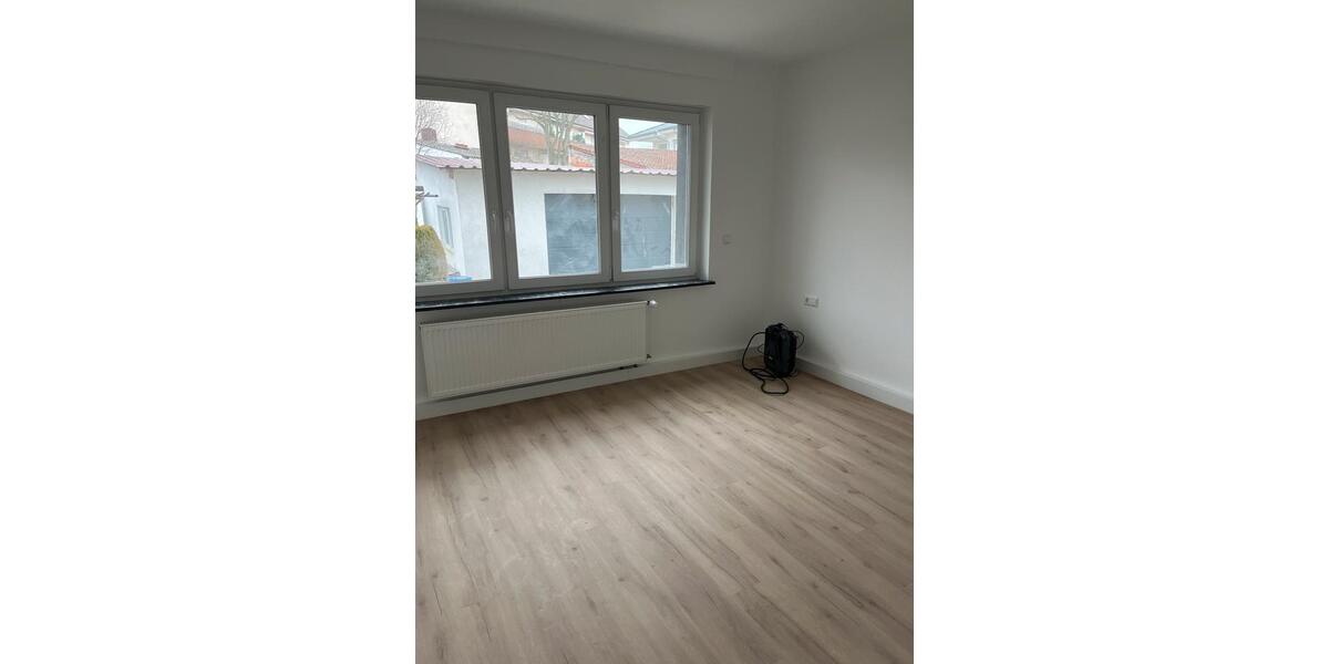 Erdgeschoßwohnung Mannheim Rheinau - 3 Zimmer, 75 m&sup2;, 1.300&euro; | Angebot:25422853