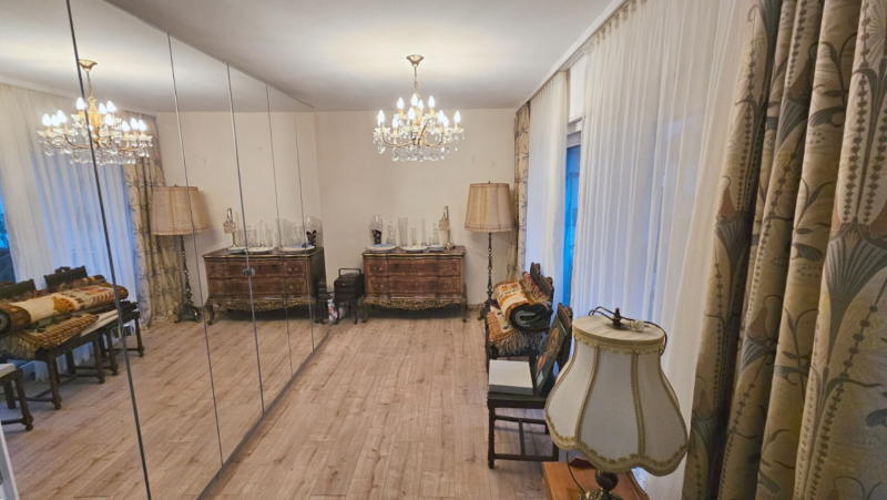 ObjNr:19621 - Exklusives REH, komplett modernisiert, in ruhiger Lage in FT-Studernheim 6 zimmer