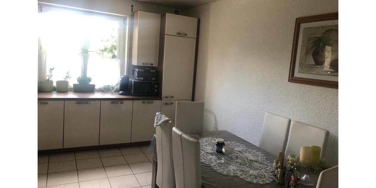 Etagenwohnung Mannheim Herzogenried - 3 Zimmer, 83 m&sup2;, 1.200&euro; | Angebot:25409181