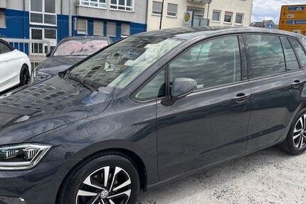 VW Golf Sportsvan 168.000 km 12.990 &euro; Mannheim 68159