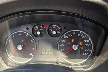 Ford Focus 176.100 km 2.200 &euro; Heddesheim 68542