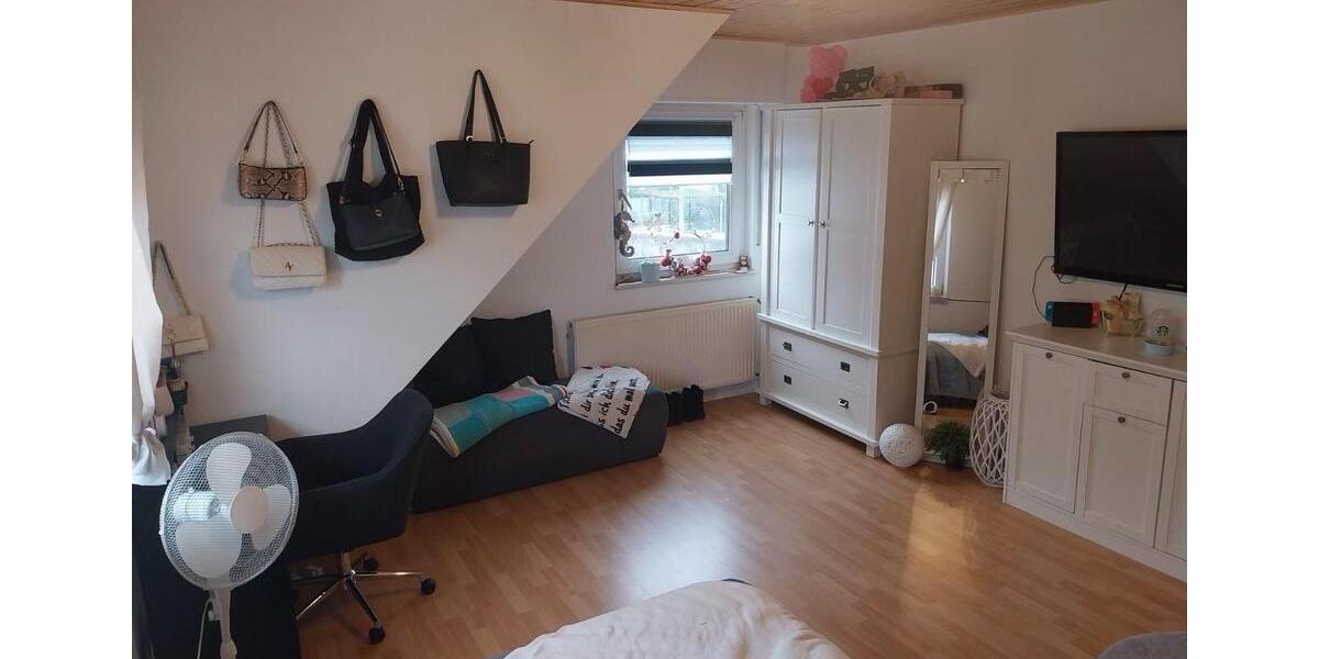 Etagenwohnung Lampertheim - 4 Zimmer, 105 m&sup2;, 1.250&euro; | Angebot:26268518