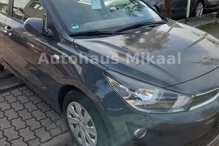 Kia Rio 6.090 km 13.999 &euro; Ketsch 68775