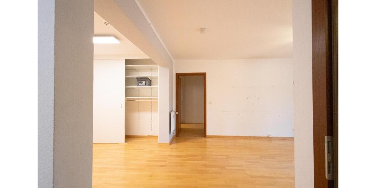 Etagenwohnung Schriesheim - 2.5 Zimmer, 68 m&sup2;, 269.000&euro; | Angebot:27083410