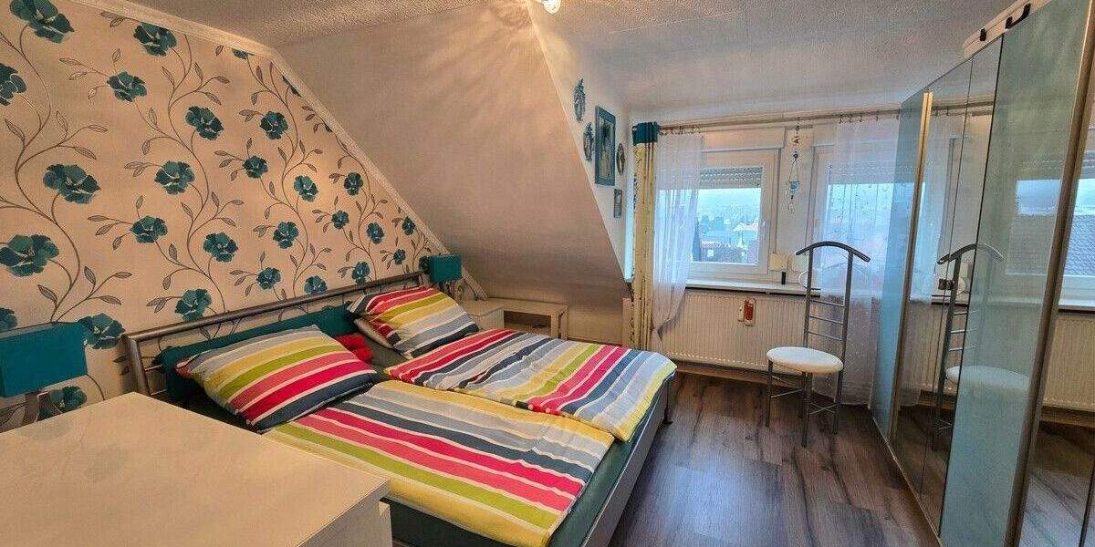 Mehrfamilienhaus, Wohnhaus Sinsheim - 9 Zimmer, 238 m&sup2;, 679.000&euro; | Angebot:25696836