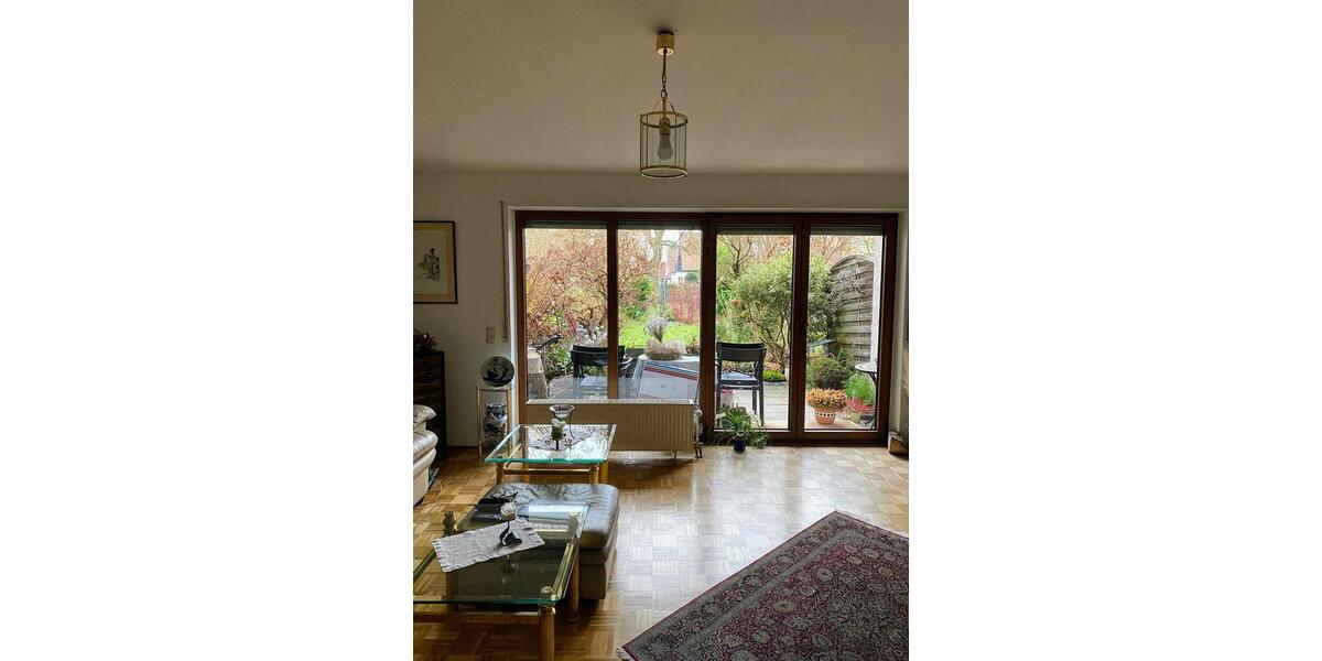 Reihenhaus Heppenheim (Bergstraße) - 6 Zimmer, 155 m&sup2;, 2.200&euro; | Angebot:24897353