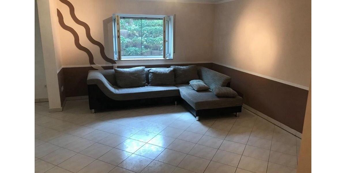 Etagenwohnung Viernheim - 2 Zimmer, 70 m&sup2;, 700&euro; | Angebot:25571707