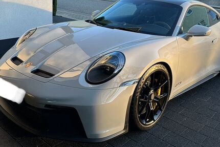 Porsche 992 6.950 km 196.000 &euro; Zeutern 76698