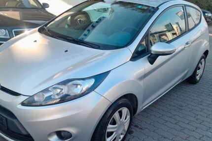 Ford Fiesta 238.000 km 2.999 € Heidelberg 69126