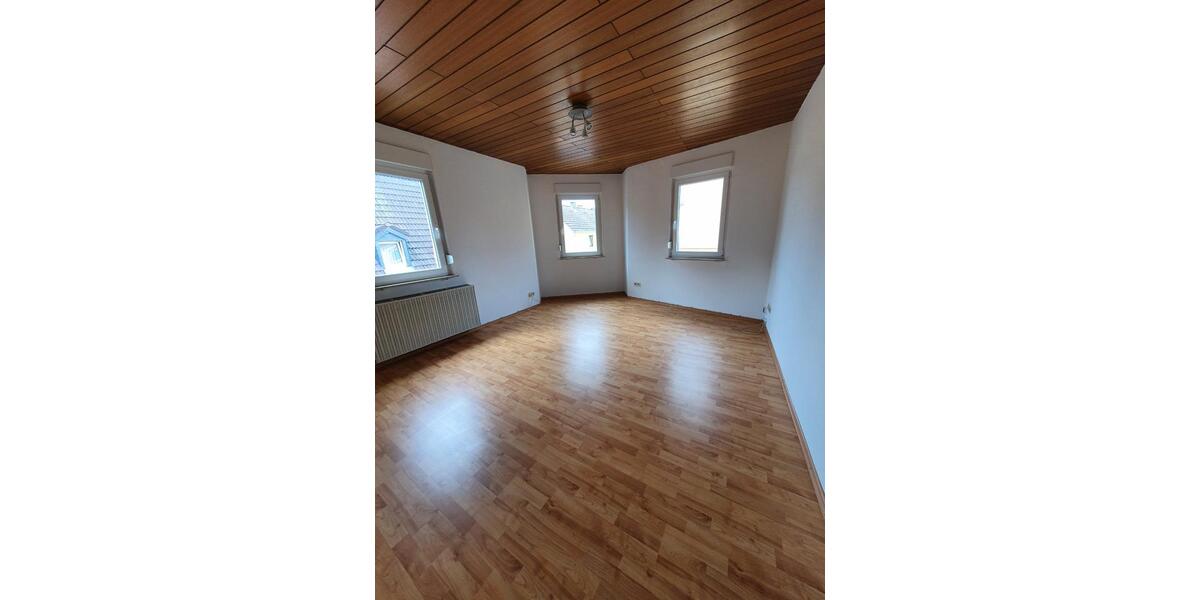 Einfamilienhaus Ludwigshafen am Rhein Rheingönheim - 8 Zimmer, 207 m&sup2;, 489.000&euro; | Angebot:26426861