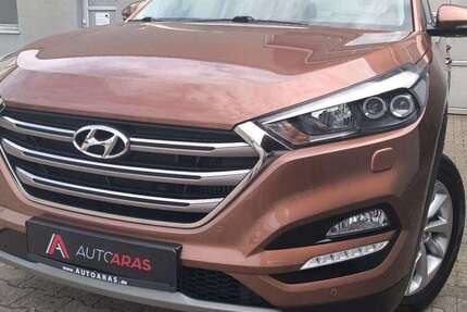 Hyundai TUCSON 49.000 km 15.900 &euro; Walldorf 69190