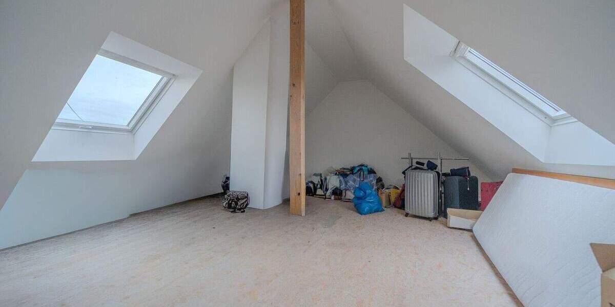 Einfamilienhaus Edingen-Neckarhausen Edingen - 7 Zimmer, 283 m&sup2;, 680.000&euro; | Angebot:24872175