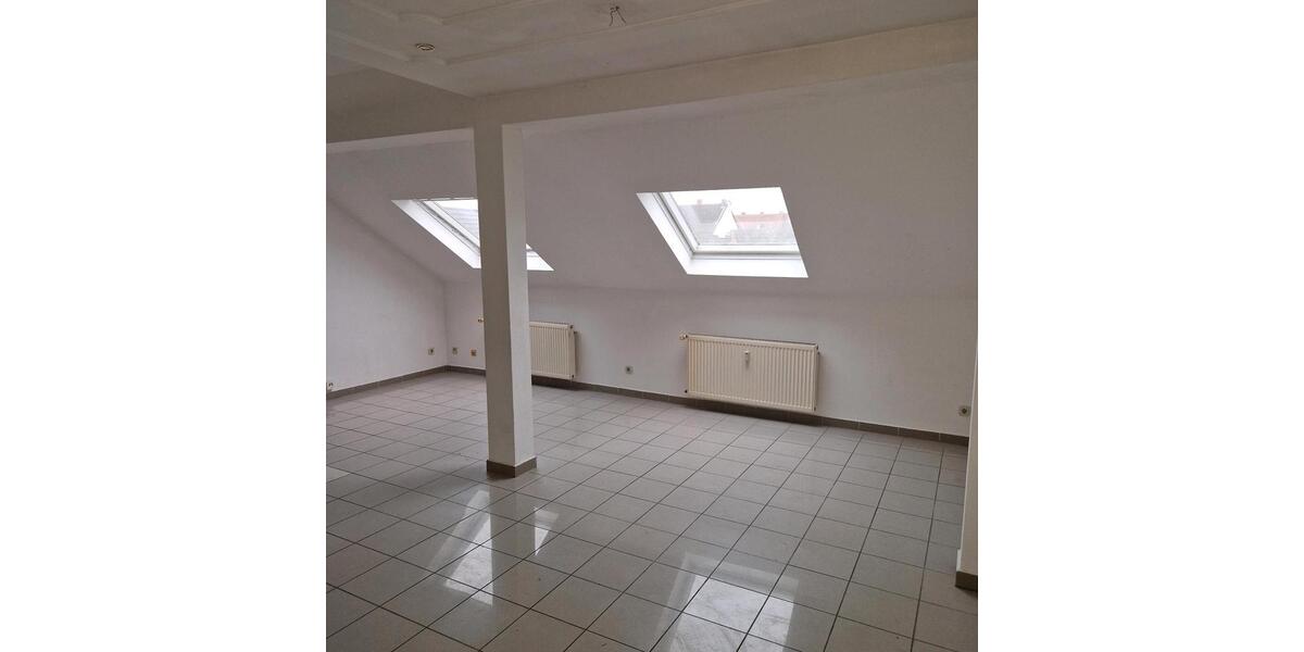 Dachgeschoßwohnung Mannheim Herzogenried - 2.5 Zimmer, 55 m&sup2;, 880&euro; | Angebot:25239767