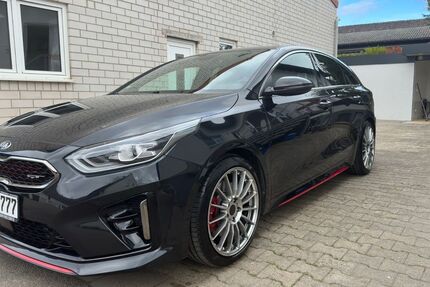 Kia pro ceed / ProCeed 89.000 km 19.150 &euro; Frankenthal 67227