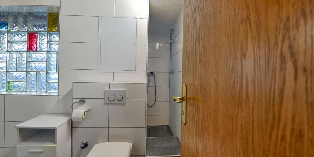 Idyllisches DHH mit Sanierungspotential in ruhiger & zentraler Lage Zusätzliches Hinterhaus inkl. - Doppelhaushälfte Ludwigshafen am Rhein Mundenheim | Angebot:25957079