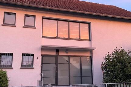 Wohnung Ludwigshafen am Rhein Ludwigshafen-Hemshof - 3 Zimmer, 95 m&sup2;, 1.350&euro; | Angebot:25236357